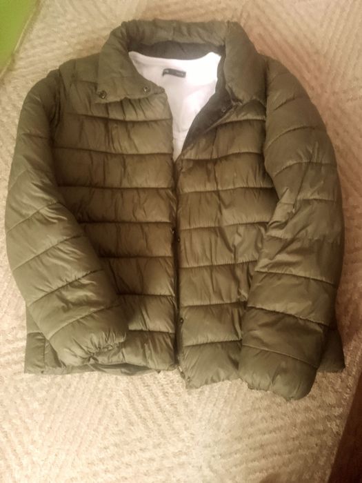 Продам куртку ..