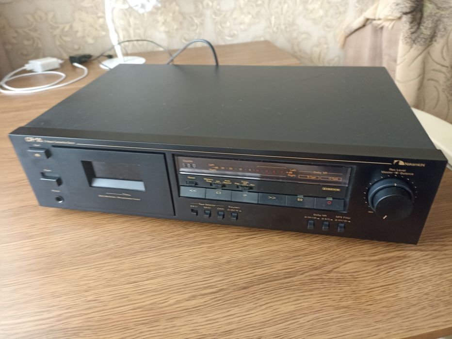 Nakamichi CR-1a касетна дека