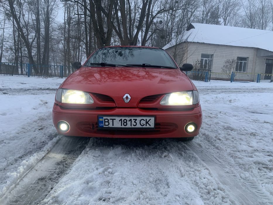 Продам Рено Меган 1,6 бензин