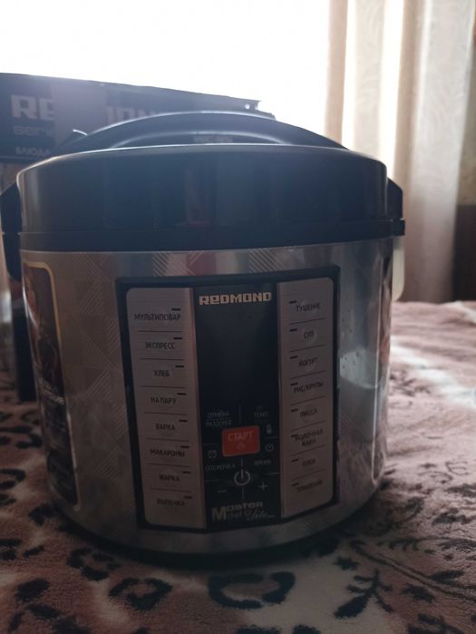 Мультиварка Redmond