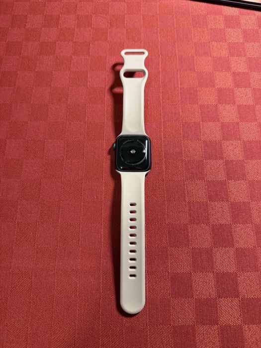 Apple Watch SE 40 mm GPS