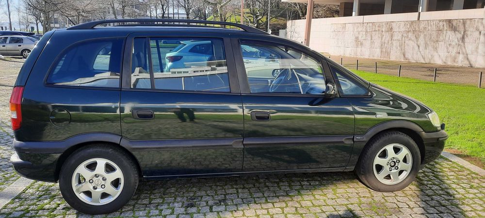 Opel Zafira Gasolina 1.6 ano 2000