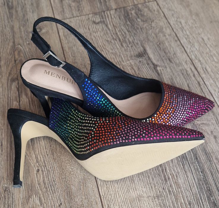 Szpilki Menbur full kolor