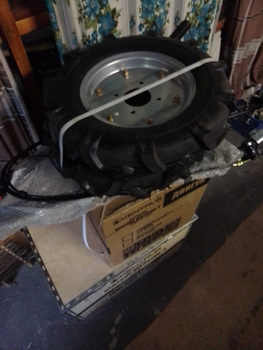 Продам мотоблок Кентавр .7 лс, бензин. НОВЫЙ В УПАКОВКЕ.