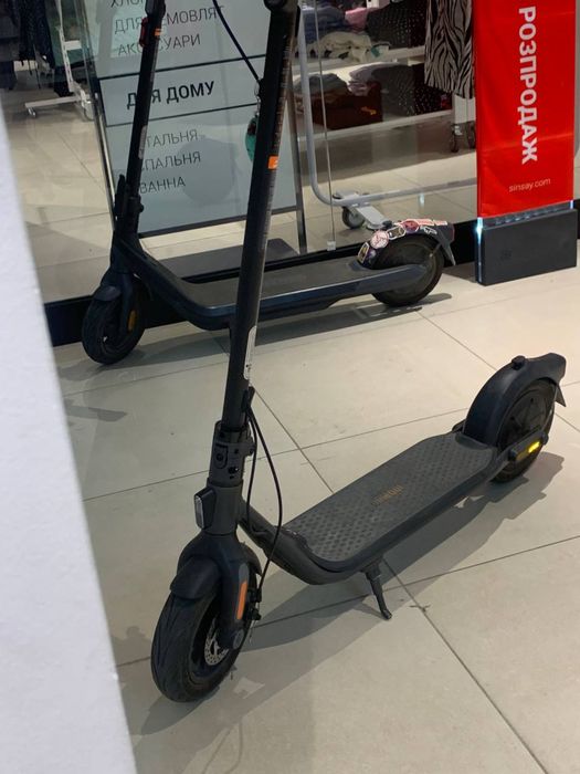 Електросамокат Segway ninebot e2 pro