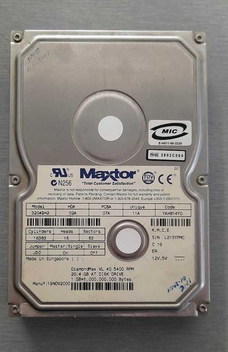 Disco 'Maxtor' (20,4GB)