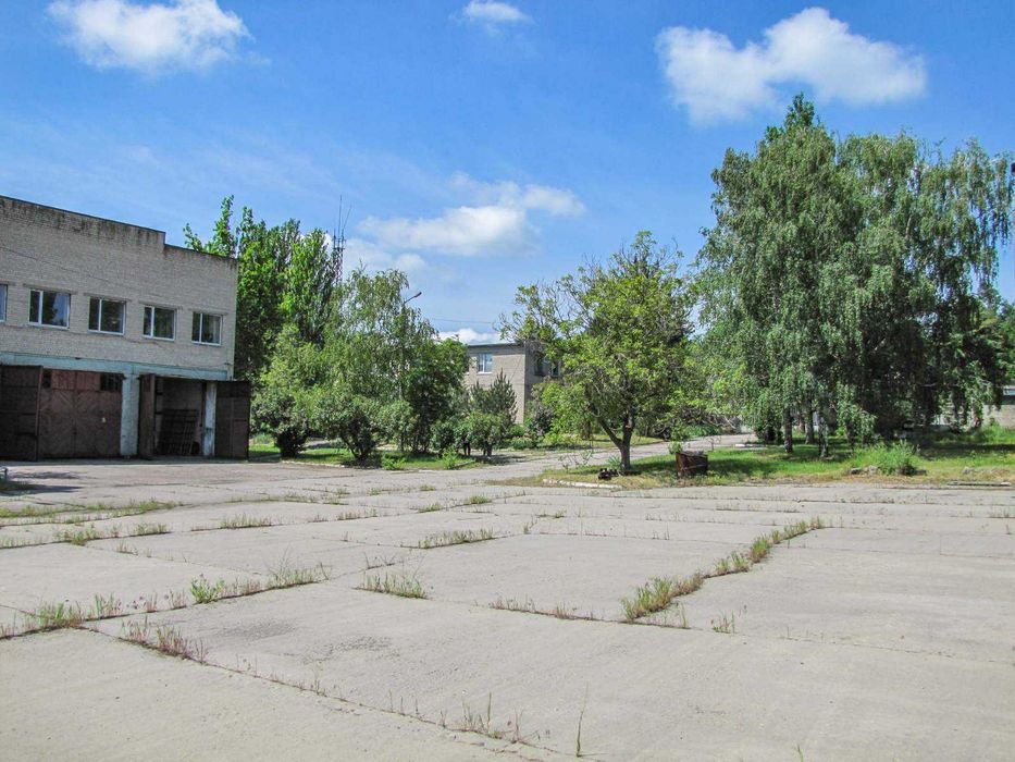 Продаж виробничого КОМПЛЕКСУ, вул Сонячне шосе, земля ПРИВАТИЗОВАНА.