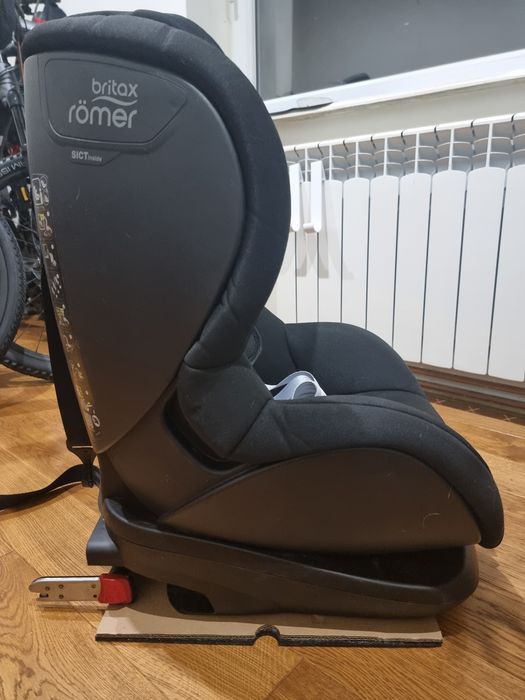 KoBRITAX Romer TRIFIX2 i-Size ISOFIX 76-105 cm