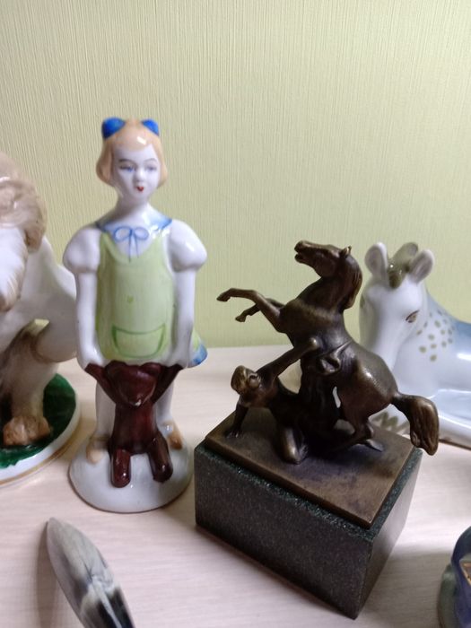 Статуэтки. Фигурки. Фарфор.