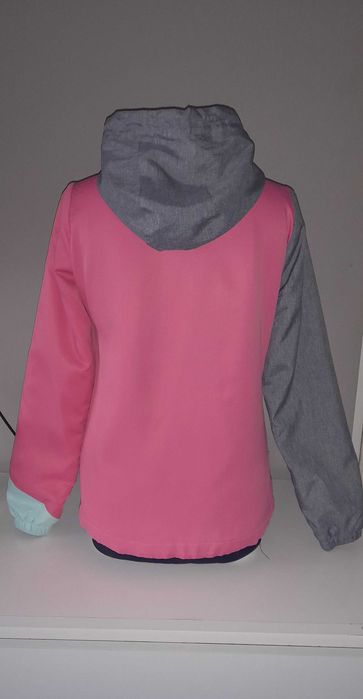 House ciekawa kurtka na polarze r. S mięta róż szary melanż