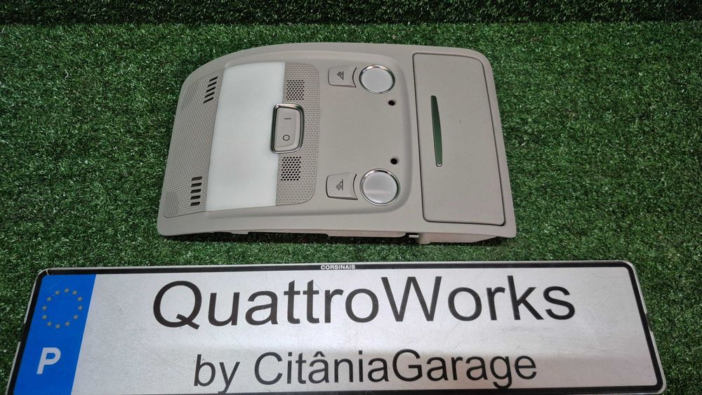 Plafonier Audi A4 B8 A5 Q5 original 8T0947135B cinza claro/beje excelente estado