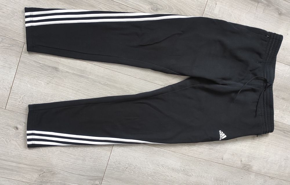 Жіночі спортивні штани Адідас