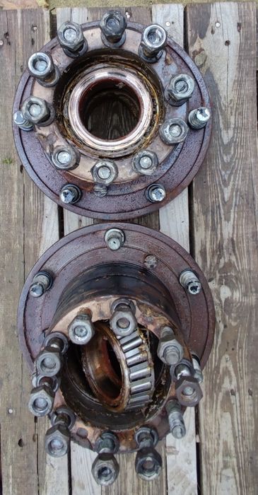 Ступиця з підшипниками   ГАЗ 66