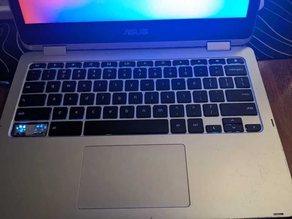 Asus Chromebook c302 4/64GB Arch Linux