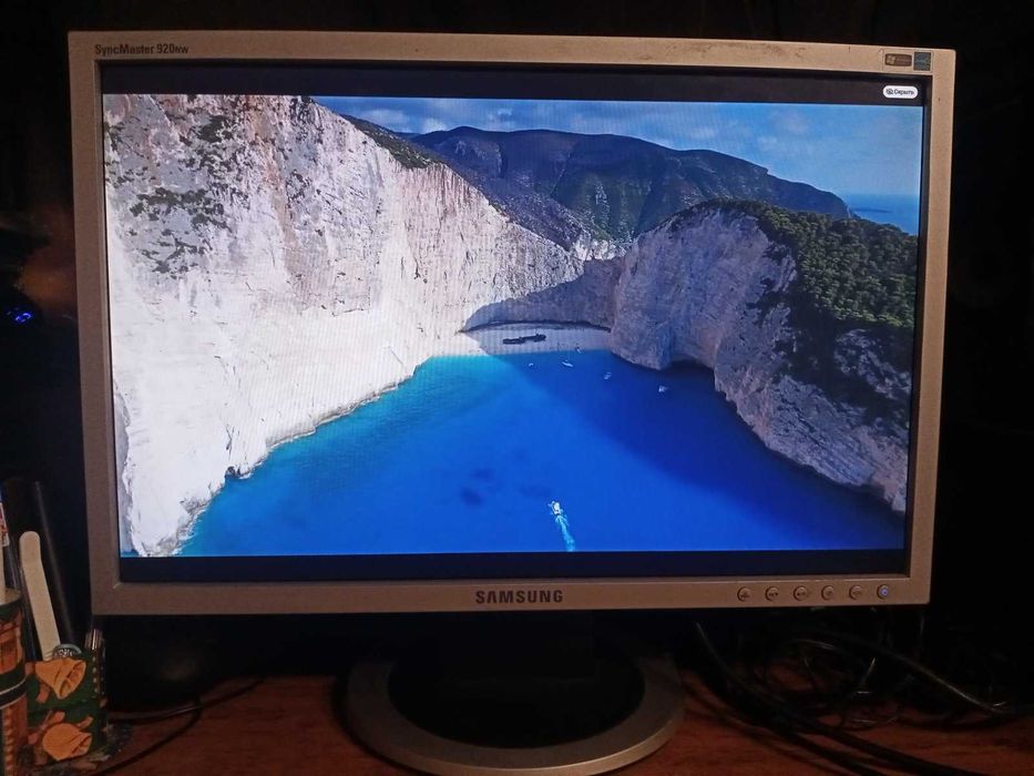 Монитор Samsung SyncMaster 920nw
