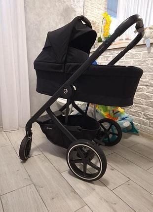 Коляска 2 в 1 cybex  в отличном состоянии