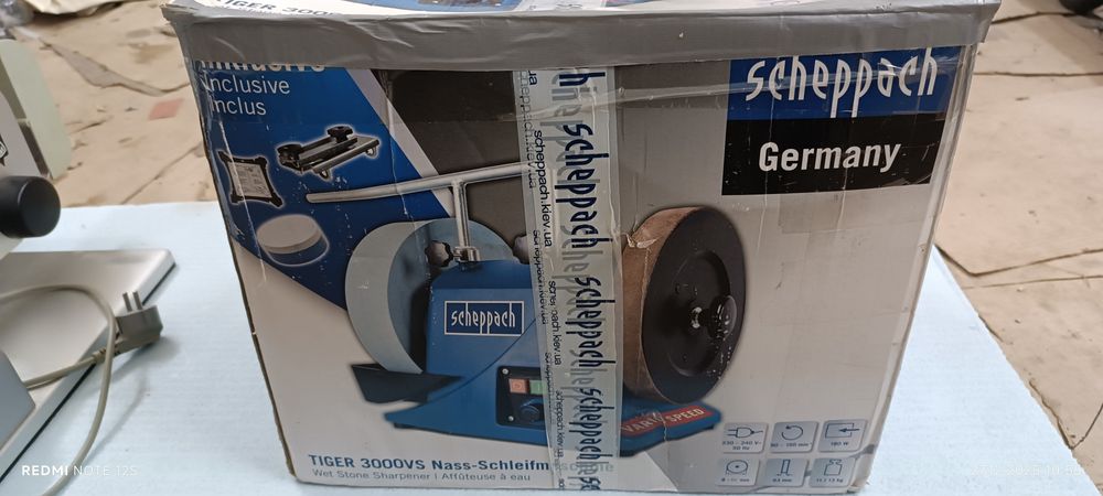 Шліфувально-полірувальний верстат Scheppach TiGer 3000VS