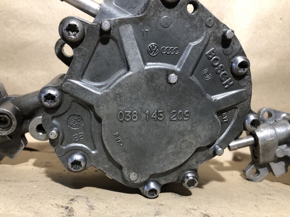 Тандемні вакуумні насоси на автомобілі групи WAG Bosch,Luk