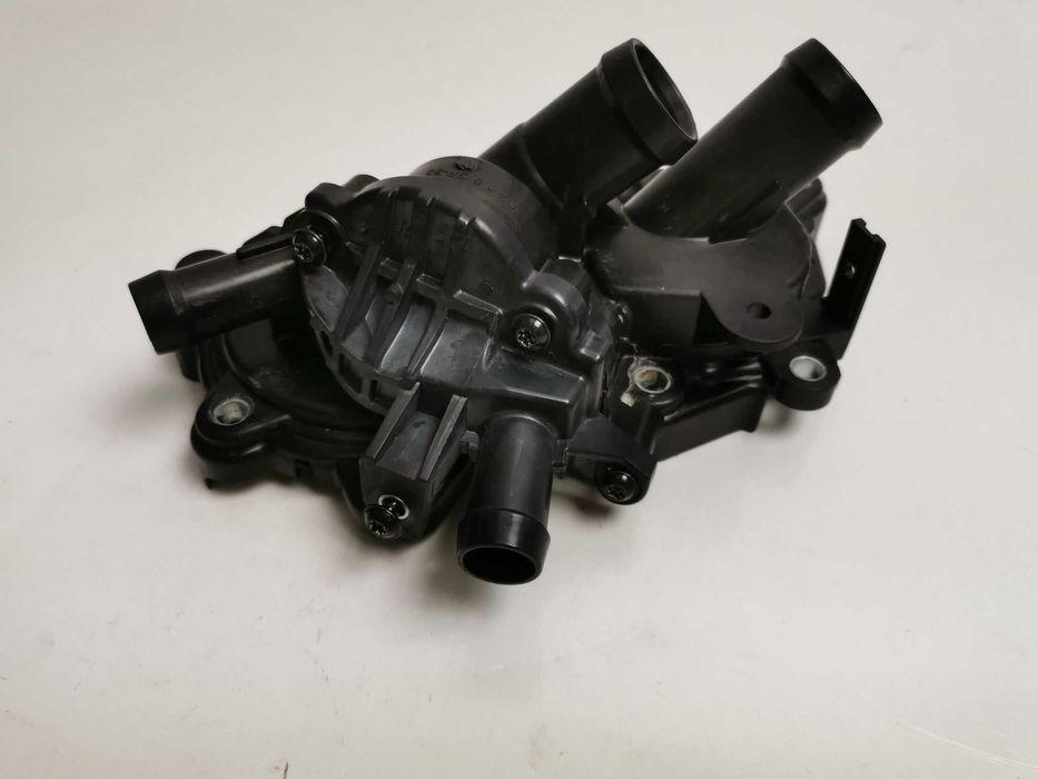 Pokrywa obudowa POMPA WODY P685 OCTAVIA III Golf VII AUDI A1