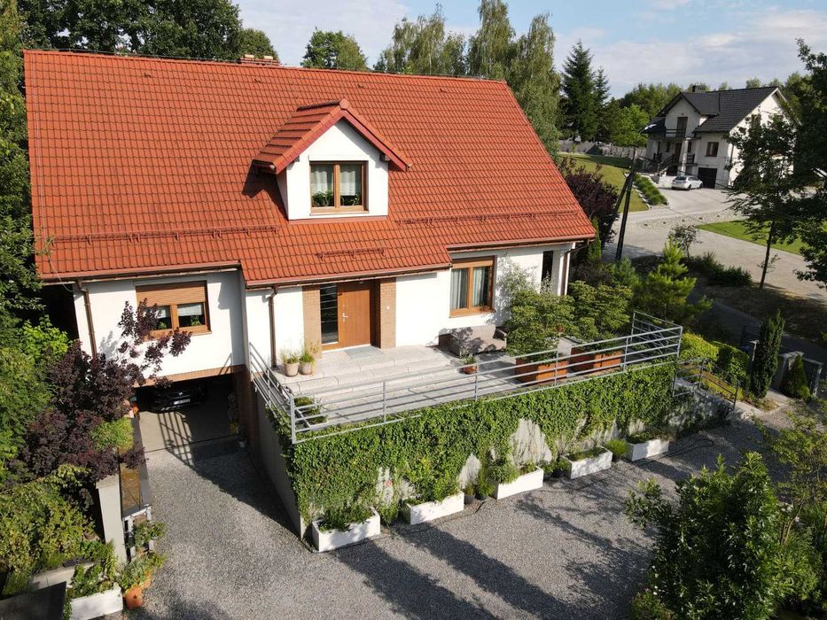 Bezpośrednio: Komfortowy dom 201 m² | Pełne wyposażenie | Świerklany Dolne