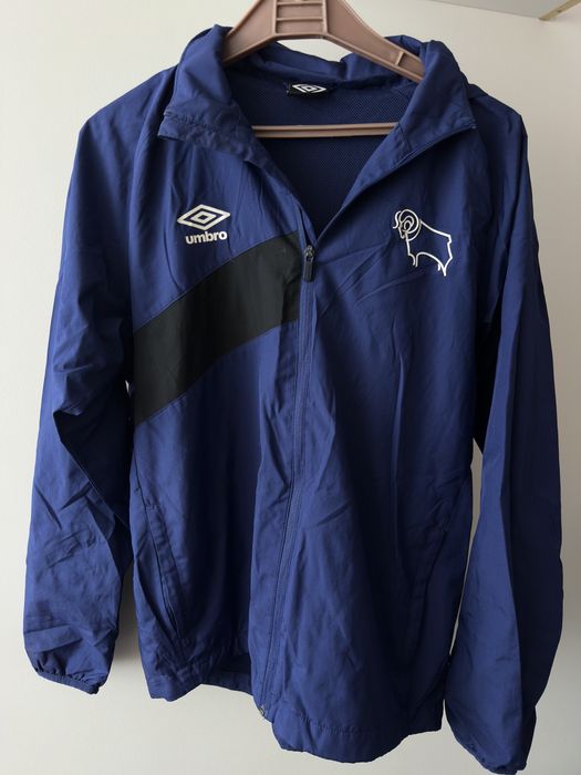 bluza kurtka umbro M wiatrowka