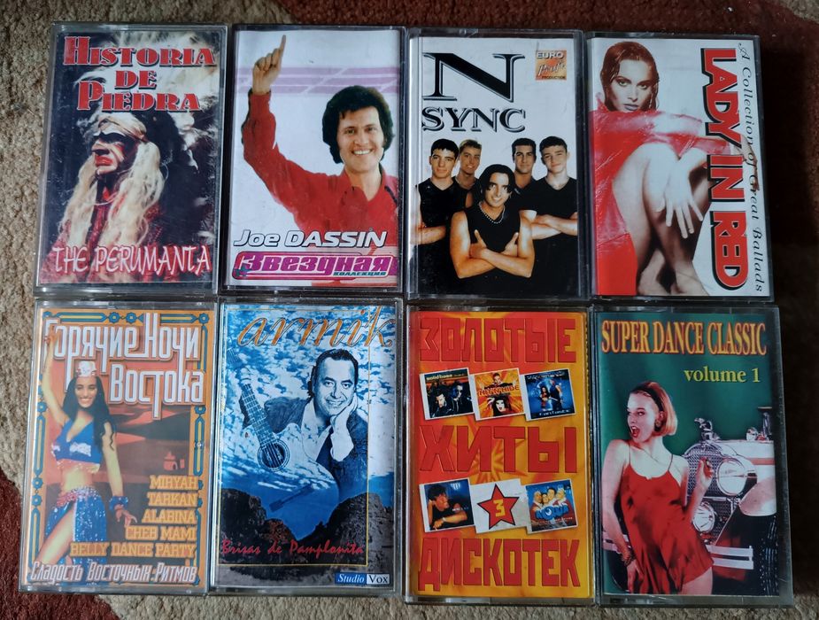 Кассеты аудио с записями