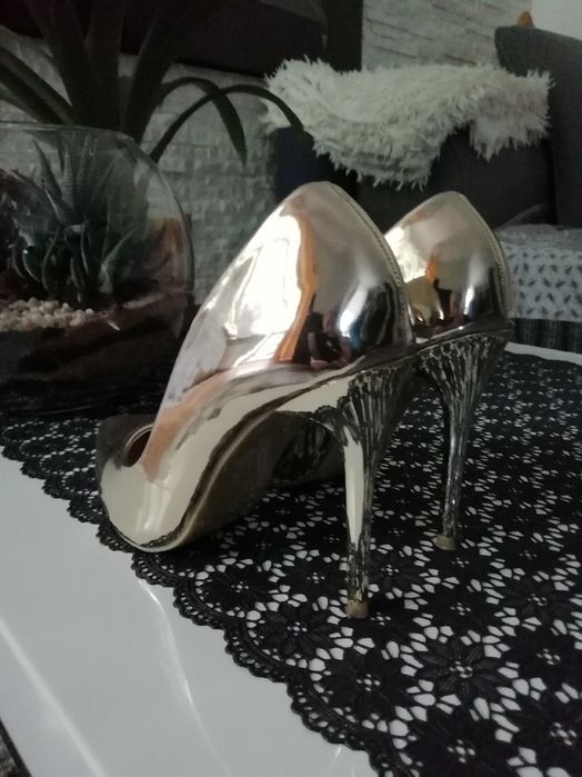 Szpilki eleganckie