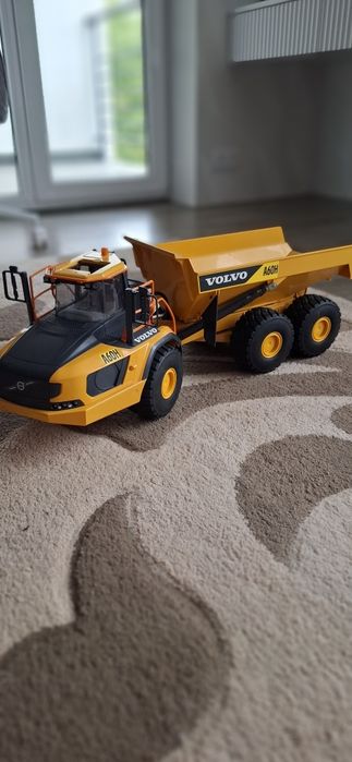 Самоскид  Volvo іграшковий