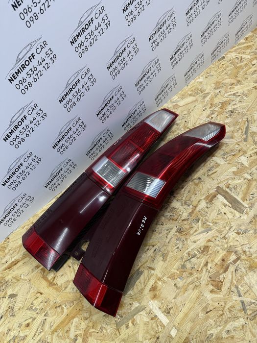 Задні стопи ліхтарі Opel Meriva А