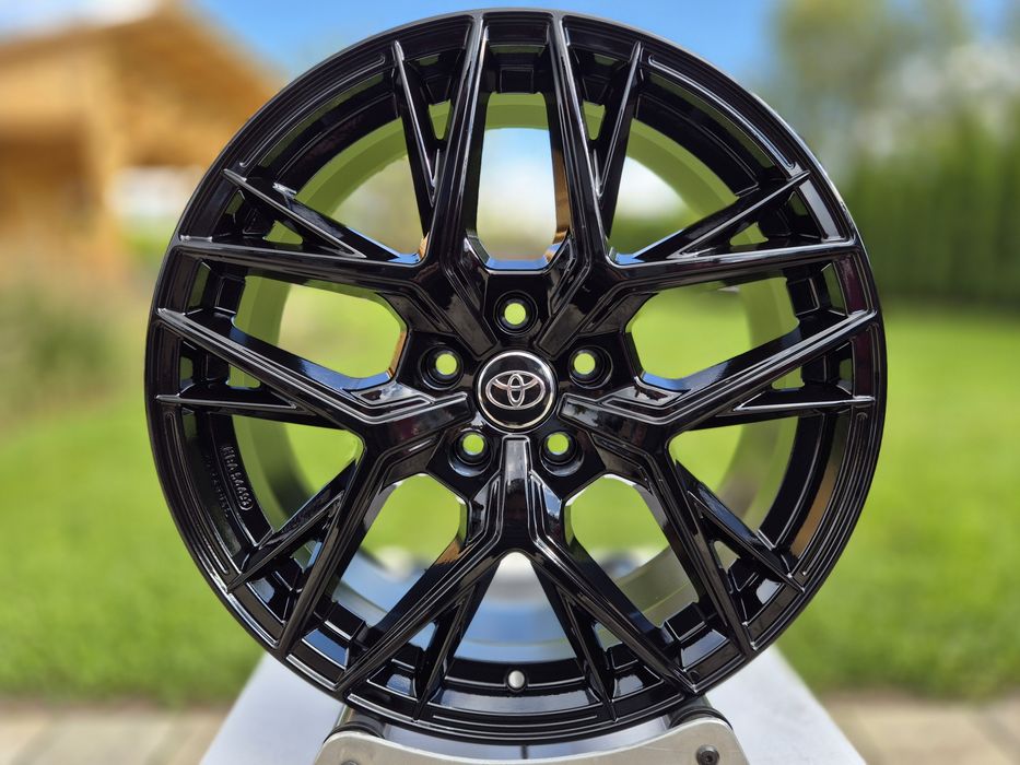 Toyota 19 " Felgi aluminiowe 5x114,3 C-HR / RAV4 / Camry / Yaris Cross