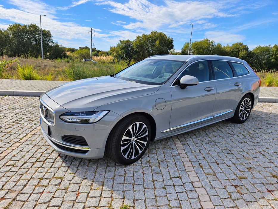 Volvo V90 T6 Recharge AWD | 2023 | 350 CV | Plug-in Hybrid — photo 3