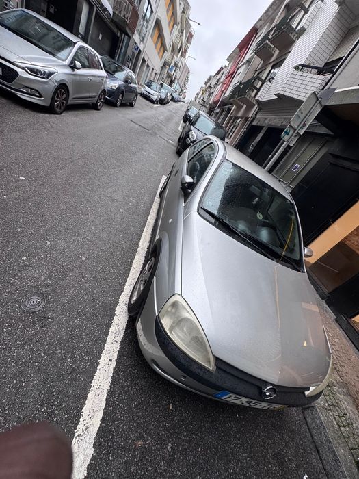 Vendo opel corsa 2002 avariado