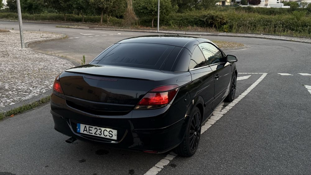 Opel Astra H TwinTop ( Cabrio )