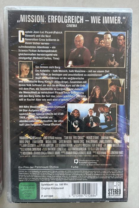 Duas cassetes VHS em alemão da saga Star Trek