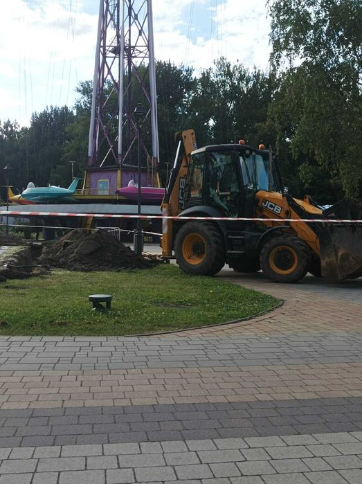 Usługi koparko- ładowarką, minikoparką, transportowe wywrotkami