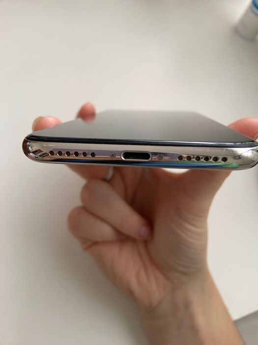 Apple iPhone X Silver - Não liga