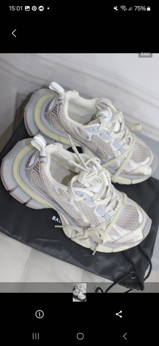 Balenciaga  3xl dirty beige  37 Розмір 24-25,5см
