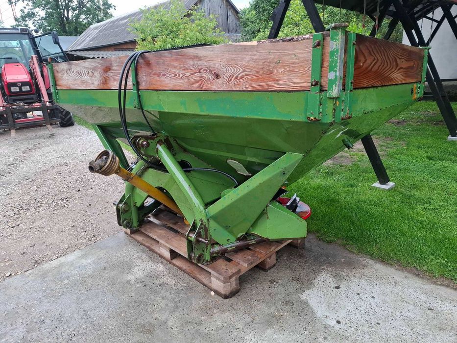 Rozsiewacz nawozu Amazone ZA-M ZA-U 1000 hydraulika z Niemiec !