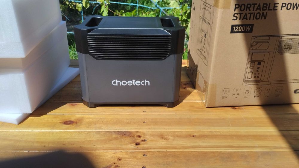 Портативна електростанція Choetech