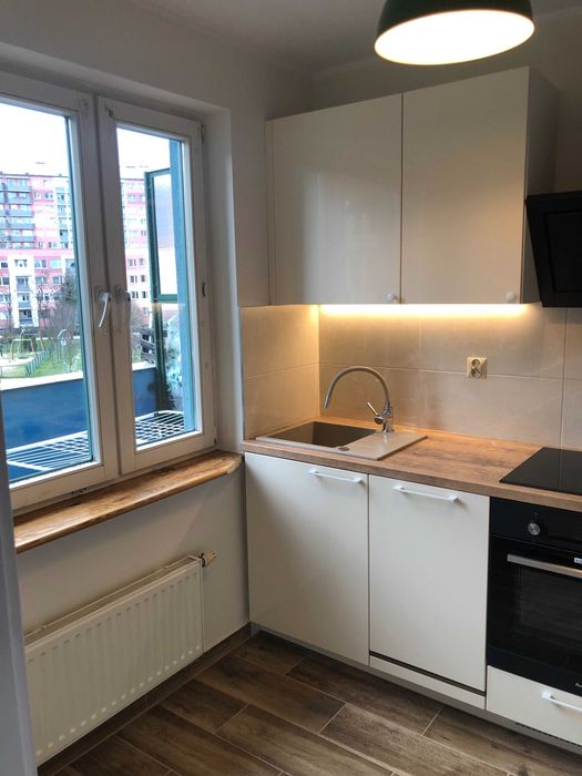 Wynajem kawalerki pow. 35m2  we Wrocławiu.