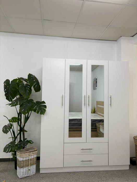 Liquidação Novo roupeiro 4 portas com gavetas Envio gratis