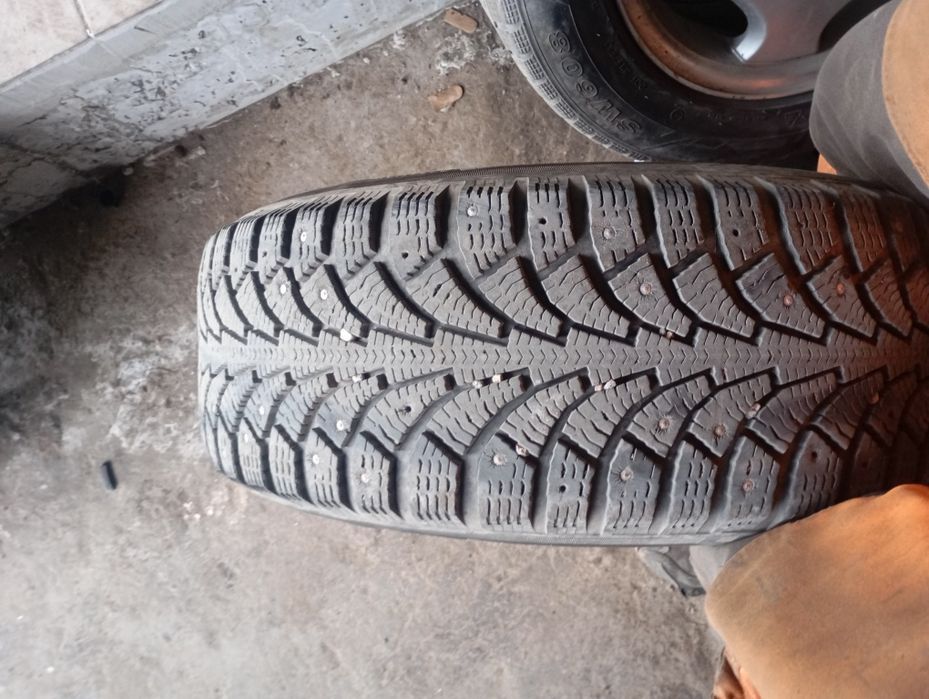 Продам 4 колеса Мерседес R16