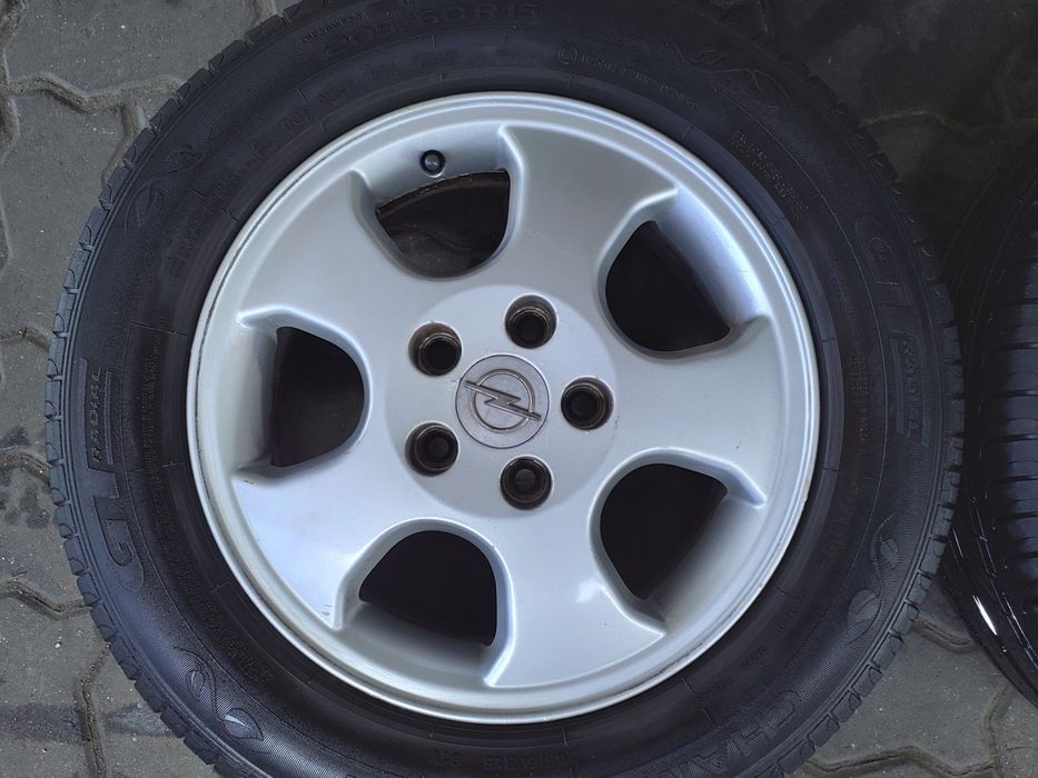 Jantes Opel Vectra B R15 Furação 5X110