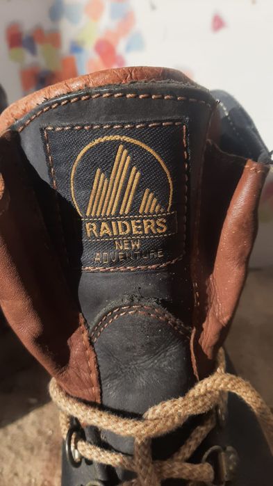 Botas de pele para caminhadas