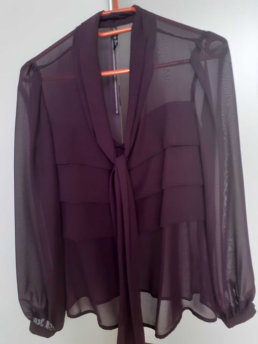 Fioletowa bluzka z wiązaniem