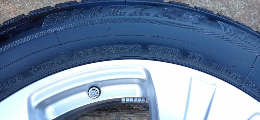 Felgi Koła Aluminiowe 235/60/R18 BRIDGESTONE 7.5mm 5x112 MERCEDES GLC