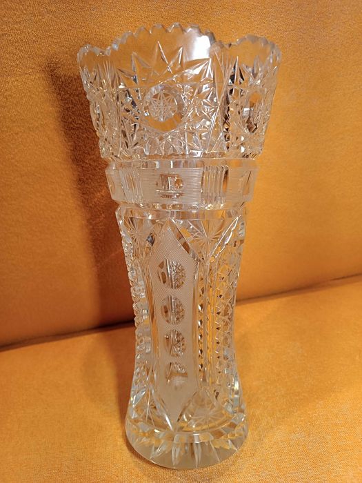 Ciężki kryształowy wazon