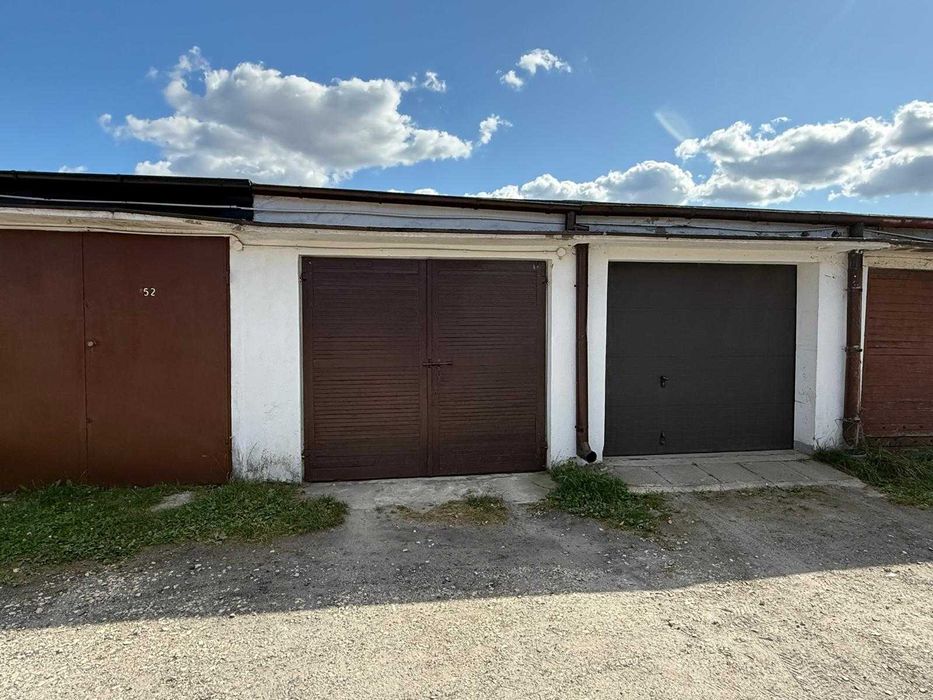 Sprzedam garaż murowany - Brzeziny