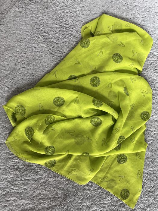 Chusta, szal, apaszaka versace