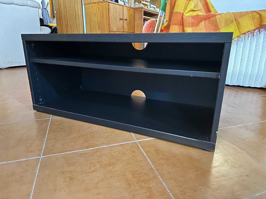 Consola para televisão IKEA